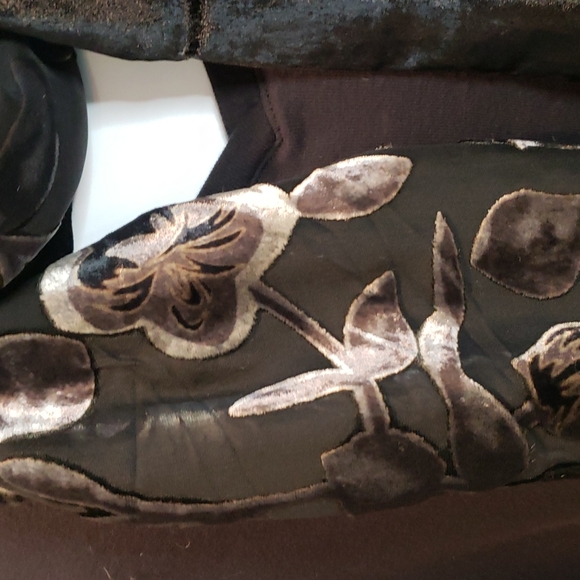 100% silk scarf silver and black with fringe - Picture 2 of 5